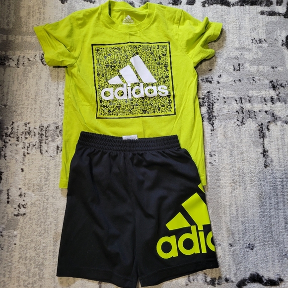 Nike Other - Lot of 3 shirt sets size 5